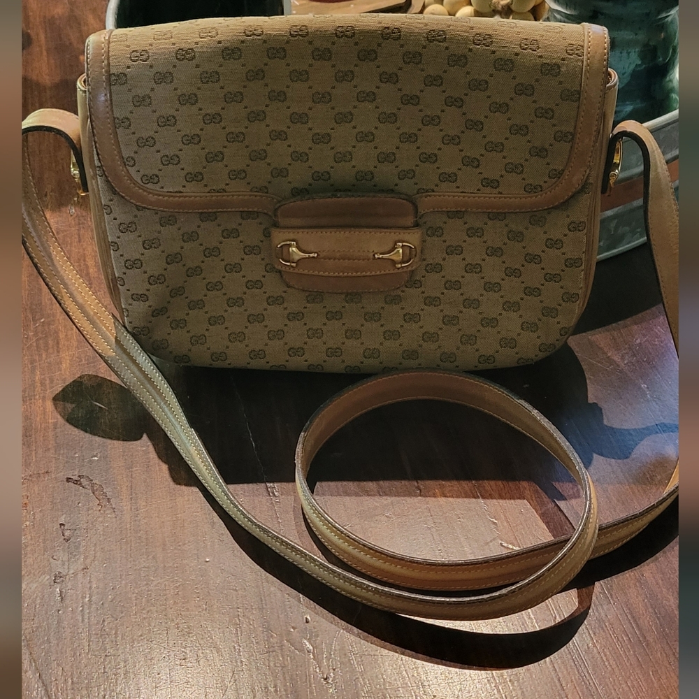 GUCCI Vintage Horsebit Canvas Monogram GG Shoulder Bag